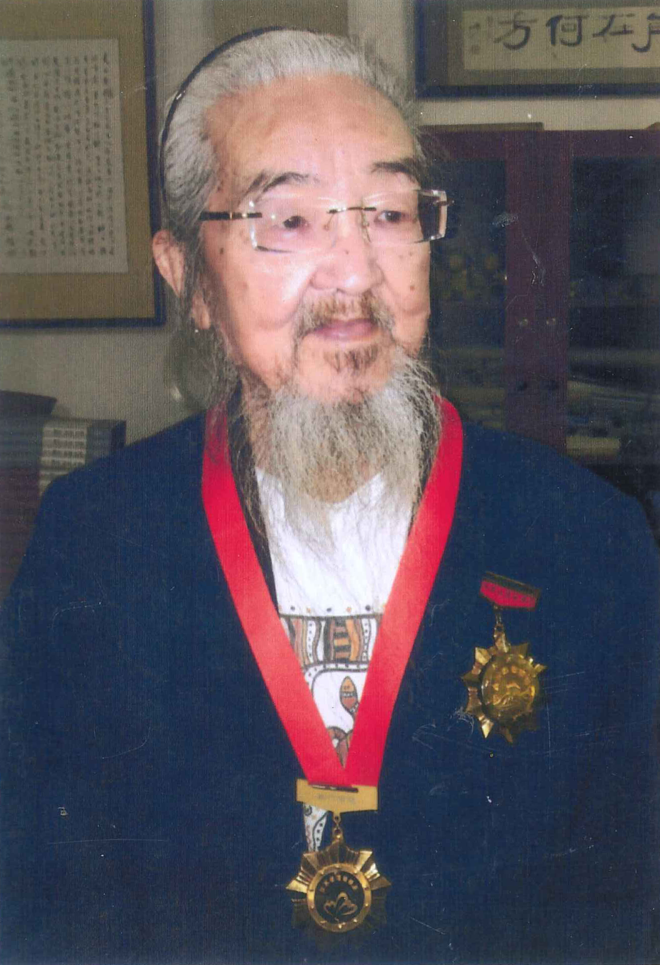 方敬.jpg